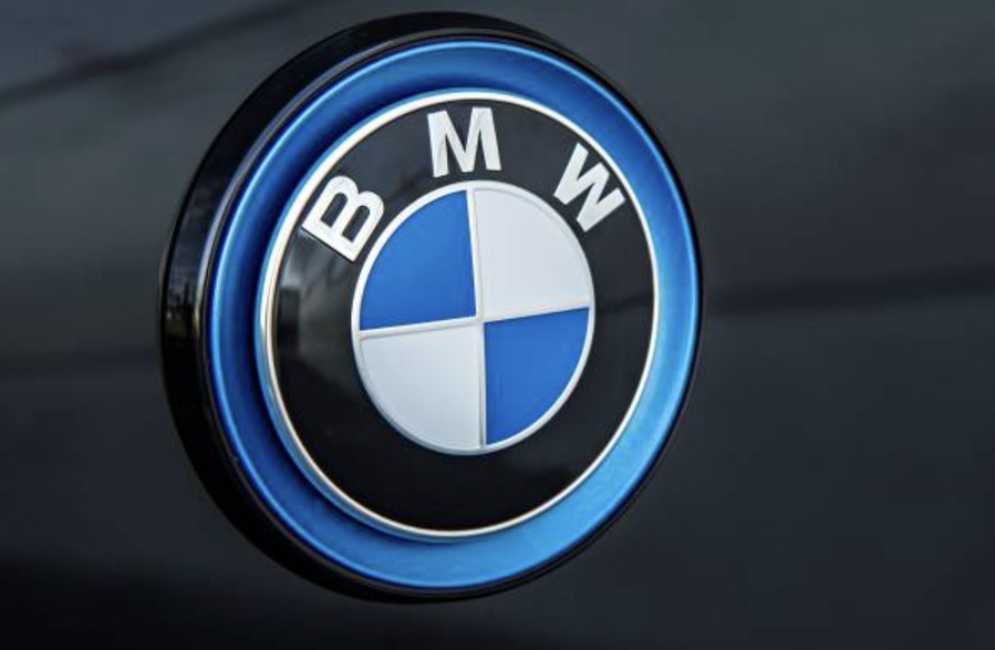 ▲ BMW 전동화 모델에만 사용되던 로고. ©BMW 그룹