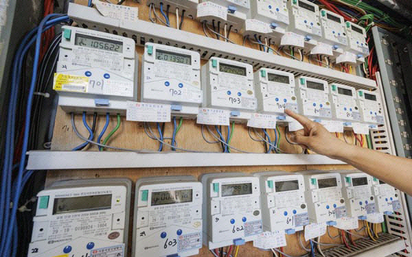 ▲ 한 집합 건물에 설치된 전력량계. ⓒ연합뉴스