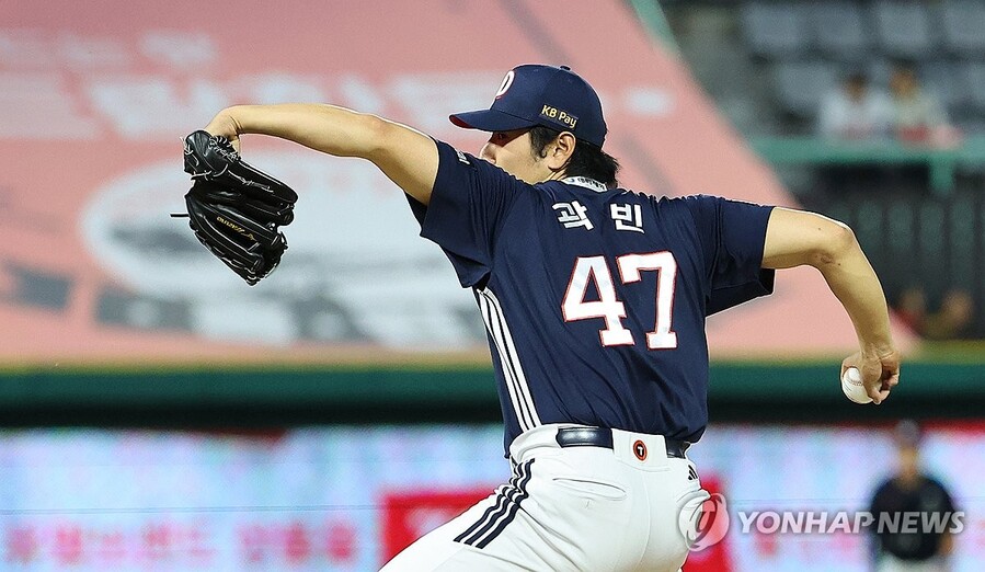 ▲ 선발 곽빈의 호투 속에 두산이 SSG를 9-2로 격파했다.ⓒ연합뉴스 제공