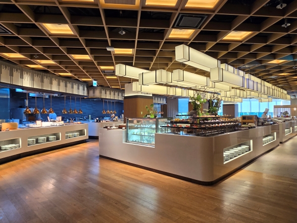 ▲ 2층 뷔페 '우디플레이트ⓒ최신혜 기자