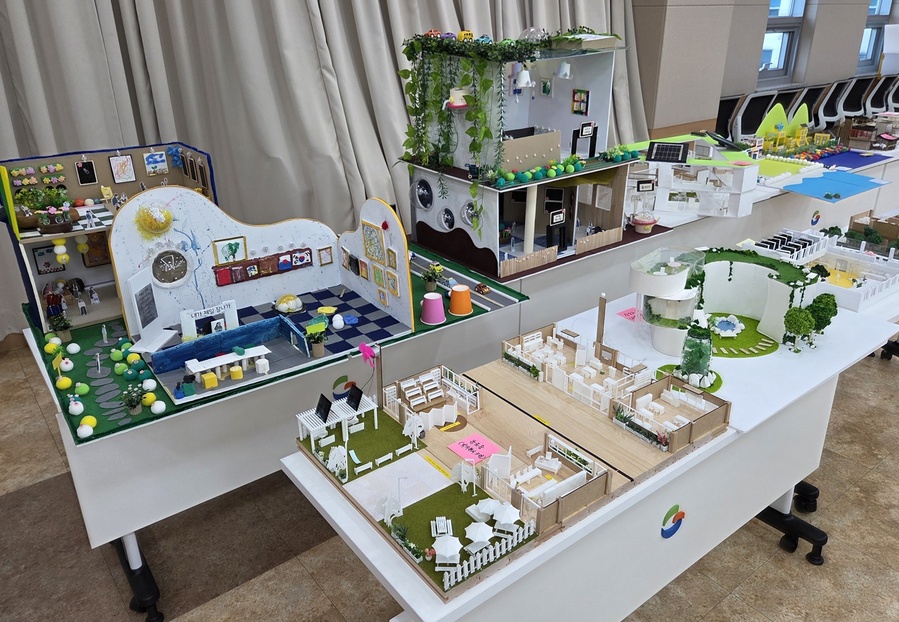 ▲ 경북교육청(교육감 임종식)은 7월 9일부터 9월 12일까지 도내 학생과 교직원을 대상으로 추진한 ‘2025 경북형 미래학교 디자인 공모전’에서 총 51명의 수상자를 선정했다.ⓒ경북교육청