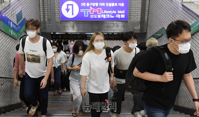 ▲ 서울교통공사는 지난 8일부로 지하철 역사 내 정당활동 및 선거운동 가이드라인을 폐지했다고 밝혔다.