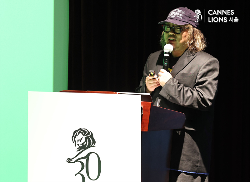 ▲ 이날 발표를 진행한 김지욱 대표 ⓒ정상윤 기자