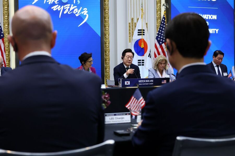 ▲ 이재명 대통령이 25일(현지 시간) 미국 뉴욕 증권거래소에서 열린 대한민국 투자 써밋에서 발언하고 있다. ⓒ뉴시스