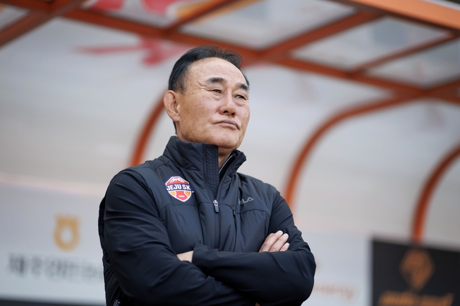 ▲ 김학범 제주 감독이 성적 부진을 이유로 자진 사임했다.ⓒ제주SK 제공