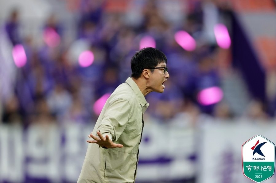 ▲ 이정효 감독이 이끄는 광주가 안양 원정에서 0-0 무승부를 기록했다.ⓒ한국프로축구연맹 제공
