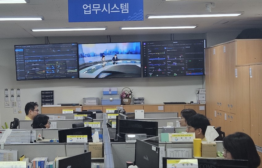 ▲ 경북교육청(교육감 임종식)은 지난 26일 발생한 행정안전부 국가정보자원관리원(국자원) 전산실 화재로 인한 경북교육청 교육정보시스템 인증서 로그인 장애에 선제적으로 대응했다ⓒ경북교육청