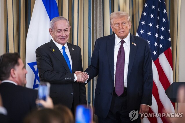 ▲ 베냐민 네타냐후 이스라엘 총리(왼쪽)와 도널드 트럼프 미국 대통령. 출처=EPAⓒ연합뉴스