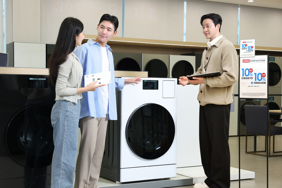 ▲ 삼성전자의 에너지소비효율 1등급 가전제품 판매가 정부의 '으뜸효율 가전제품 환급사업'에 동참한 지난 2개월간 전년 동기 대비 약 20% 증가했다.ⓒ삼성전자