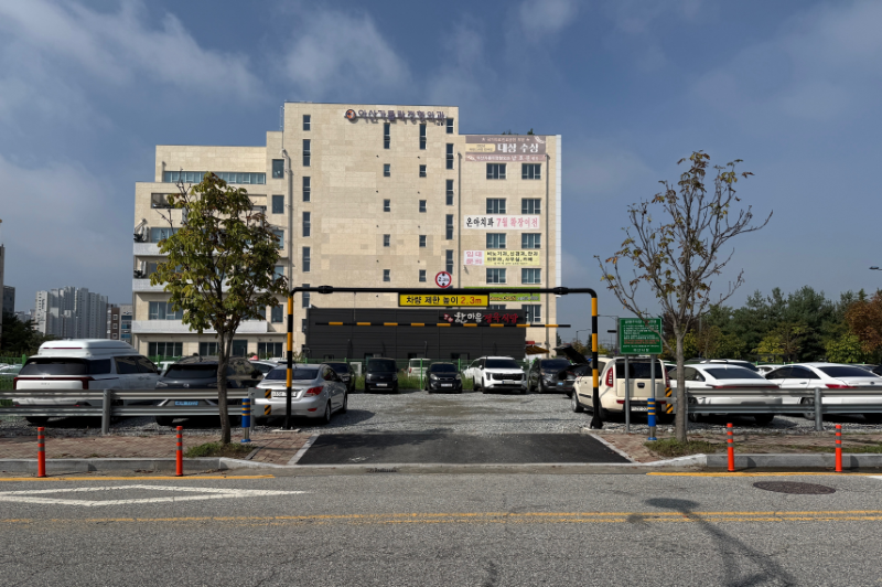 ▲ 아산시가 배방읍 공수리에 조성한 임시공영주차장. ⓒ아산시