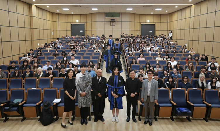 ▲ 가톨릭대학교가 개교 170주년을 기념해 지난달 25일 토크콘서트를 개최했다.ⓒ가톨릭대