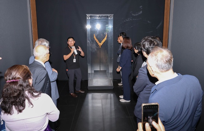 ▲ 삼척시립박물관이 국립중앙박물관 주최, 국립춘천박물관과 공동으로 마련한 국보순회전 '황금빛 매혹, 신라 장신구' 특별전을 지난 30일 개막했다. ⓒ삼척시