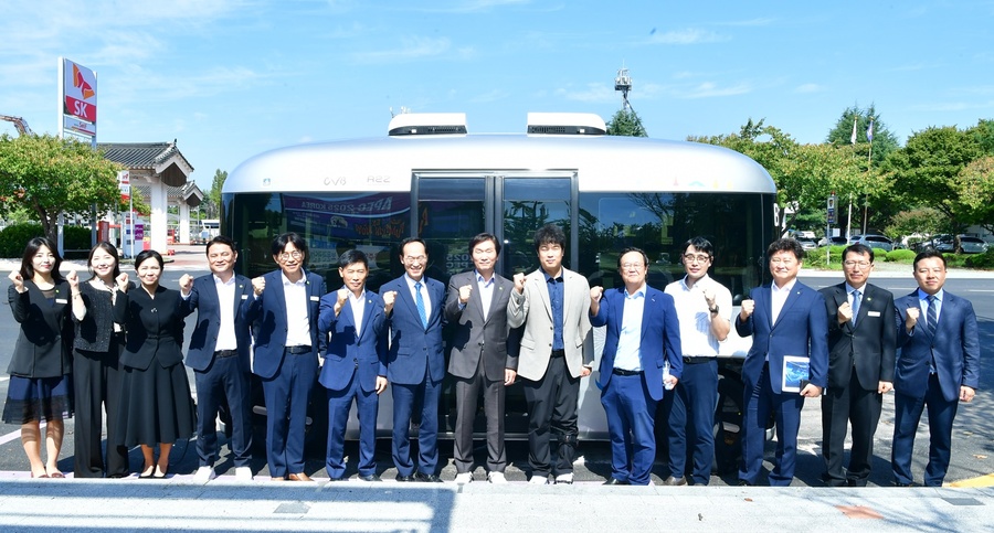 ▲ 경산시에 본사를 둔  ㈜오토노머스에이투지는 현재 국내에서 가장 많은 55대의 자율주행차 운영과 72만㎞의 누적 최다 자율주행 거리를 기록하고 있다.ⓒ경산시