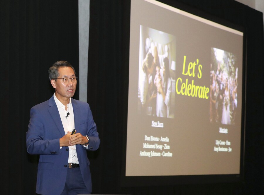 ▲ SK바이오팜의 POA 미팅에서 이동훈 사장이 발언하고 있다. ⓒSK바이오팜