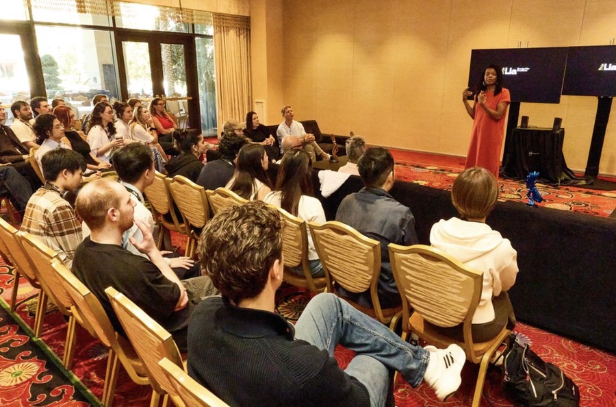 ▲ 2025 Creative Liaisons 라이브 심사 참관. ©Lia