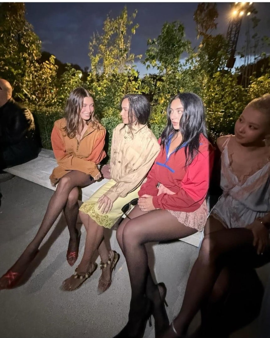 ▲ 영국 팝스타 찰리 xcx 인스타그램에 올라온 기념사진. ⓒ찰리 xcx 인스타그램