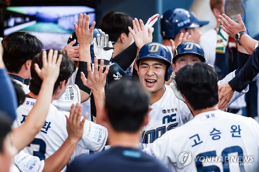 ▲ NC가 SSG를 꺾고 파죽의 9연승을 달리며 가을 야구로 향한다.ⓒ연합뉴스 제공