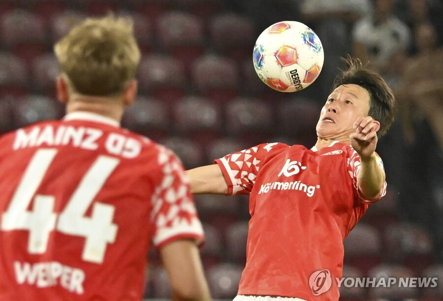 ▲ 이재성이 선발 출전한 마인츠가 함부르크에 0-4 대패를 당했다.ⓒ연합뉴스 제공