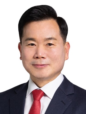 ▲ 김승수 국회의원은 “한국어가 세계 여러 지역에서 널리 사용될 수 있도록 입법적, 제도적 지원에 앞장서 ‘한글전도사’역할에 앞장서겠다”고 전했다.ⓒ김승수 의원실