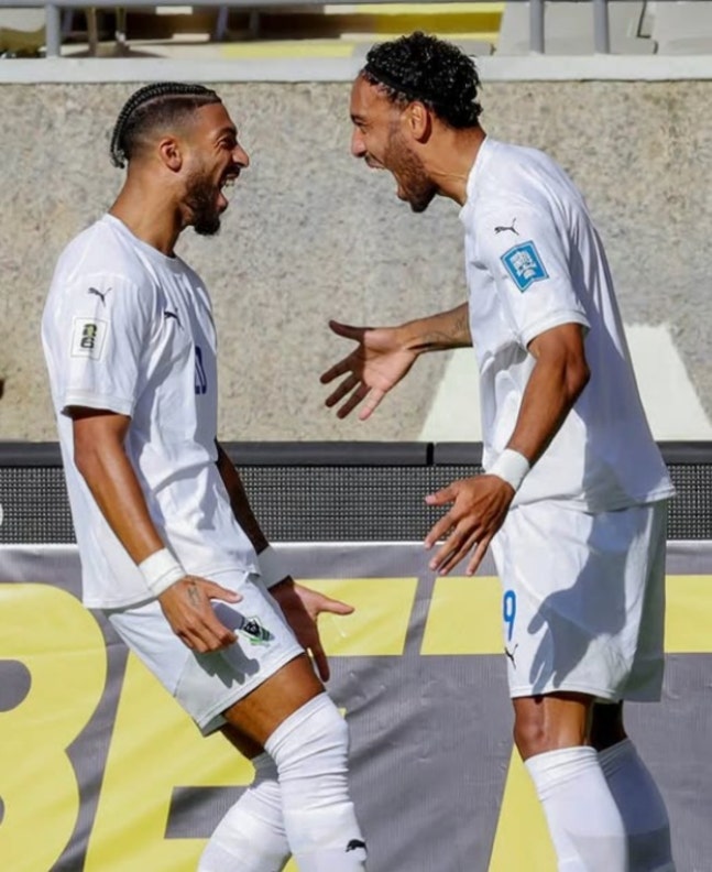 ▲ 오바메양이 4골을 넣고 부앙가가 1도움을 올린 가봉이 감비아를 4-3으로 꺾었다.ⓒ가봉축구협회 제공