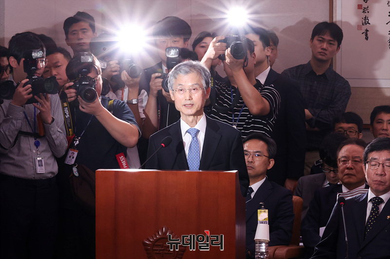 ▲ 조희대 대법원장이 13일 오전 국회에서 열린 국회 법제사법위원회의 대법원 등에 대한 국정감사에서 발언하고 있다.ⓒ이종현 기자