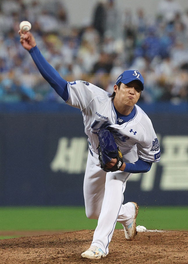 ▲ 원태인이 호투한 삼성이 SSG를 꺾고 준PO 시리즈 전적 2승 1패를 만들었다.ⓒ연합뉴스 제공