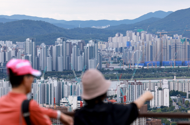 ▲ 서울 남산에서 바라본 서초·용산 일대 아파트 단지ⓒ연합뉴스