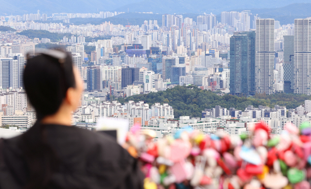 ▲ 서울 남산에서 바라본 서울 시내 아파트ⓒ연합뉴스