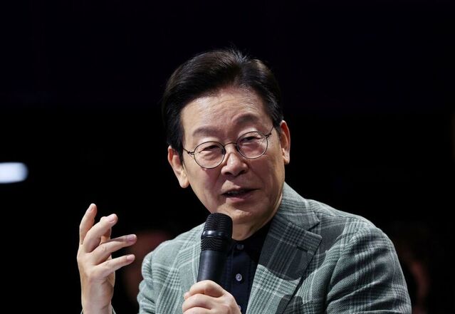 ▲ 이재명 대통령이 14일 서울 동대문구 콘텐츠문화광장에서 열린 디지털토크라이브 '국민의 목소리, 정책이 되다'에서 발언을 하고 있다. ⓒ뉴시스