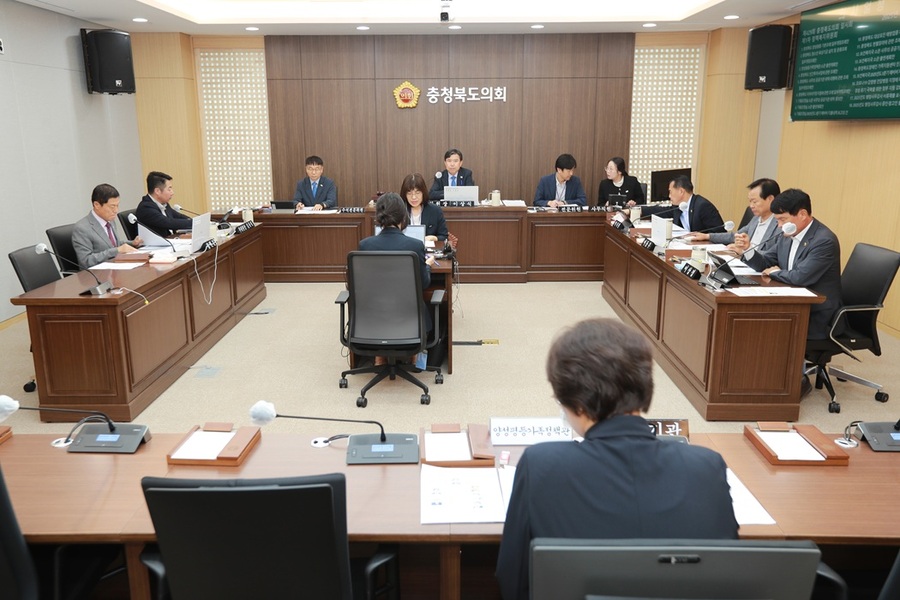 ▲ 충북도의회 정책복지위원회 회의 모습.ⓒ충북도의회