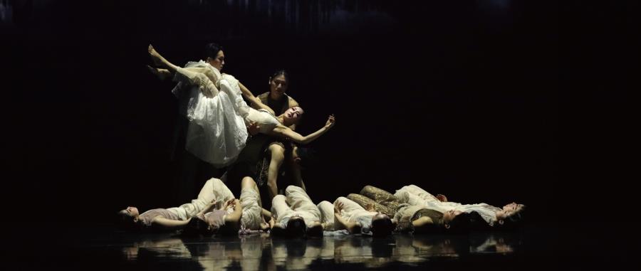 ▲ '윤회매십전(Samsara of Blossom)' 공연 사진.ⓒ자작무브먼트