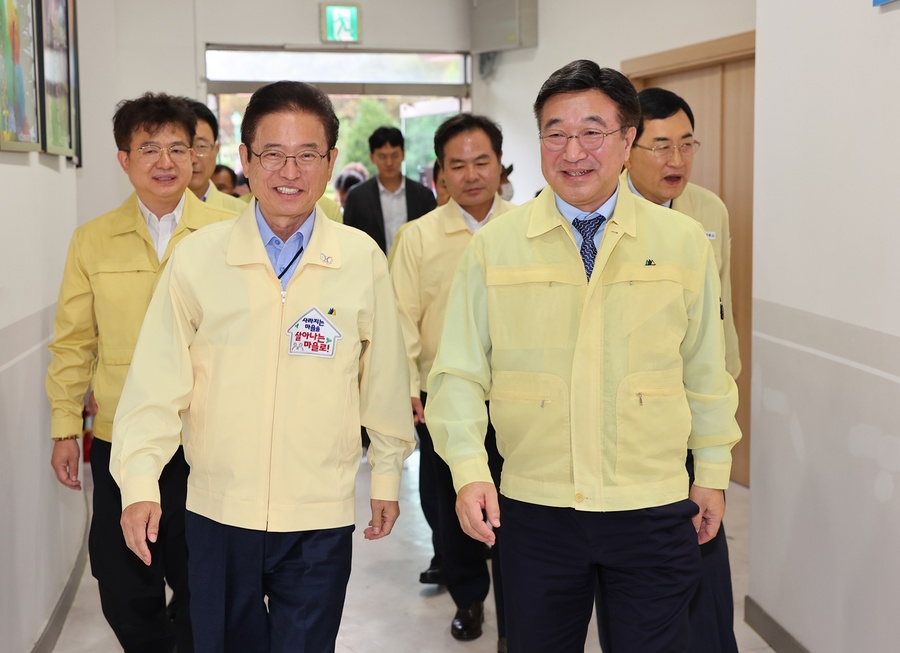 ▲ 윤호중 장관, 이철우 지사, 주낙영 경주시장 등 일행은 엑스포 공원 내 마련된 전시장과 정상회의장인 화백컨벤션센터를 차례로 방문해 현장 안전 상황을 살폈다.ⓒ경북도