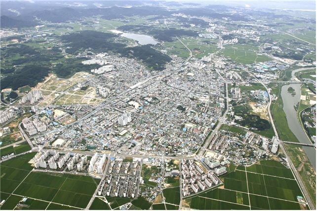 ▲ 하늘에서 내려다 본 아산시 모습.ⓒ아산시