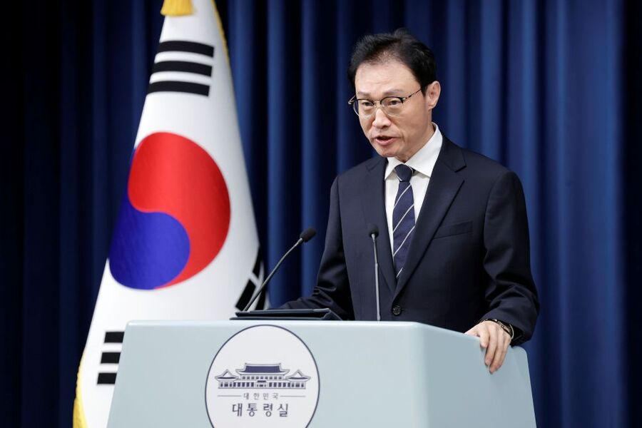 ▲ 이규연 홍보소통수석이 17일 서울 용산 대통령실 청사에서 동남아 유인 광고 긴급삭제 관련 브리핑을 하고 있다. ⓒ뉴시스