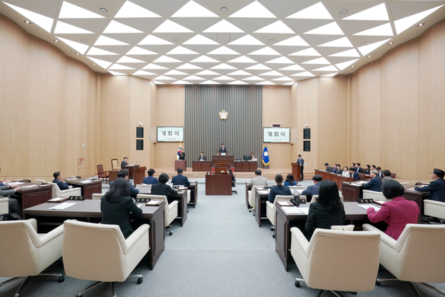 ▲ 춘천시의회가 내달 7일까지 제345회 정례회를 개회했다. ⓒ춘천시의회