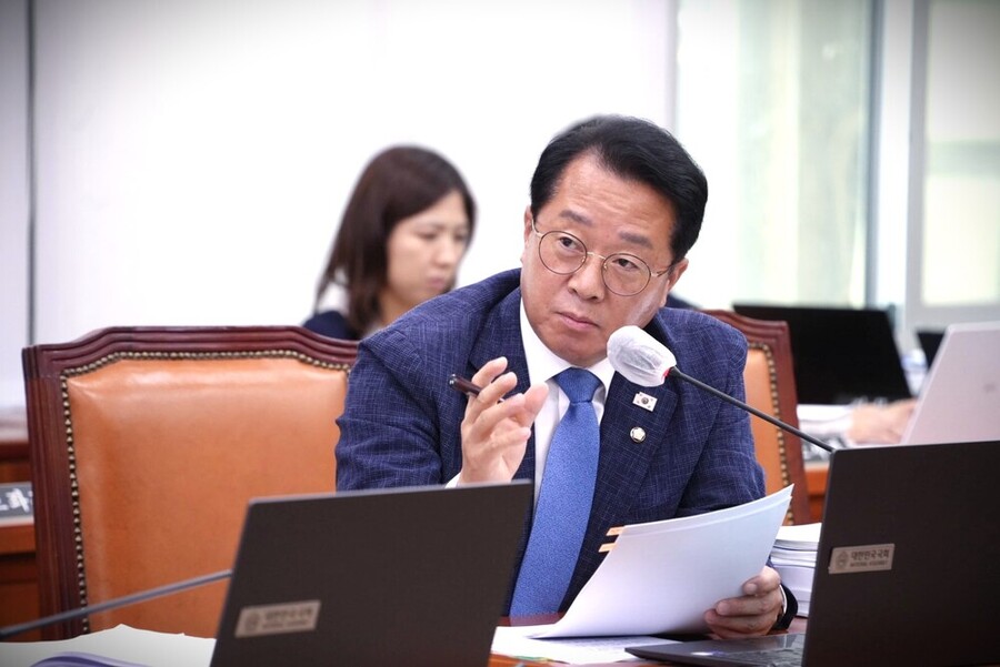 ▲ 문금주 국회의원 질의ⓒ문금주 국회의원_더불어민주당(고흥·보성·장흥·강진)제공