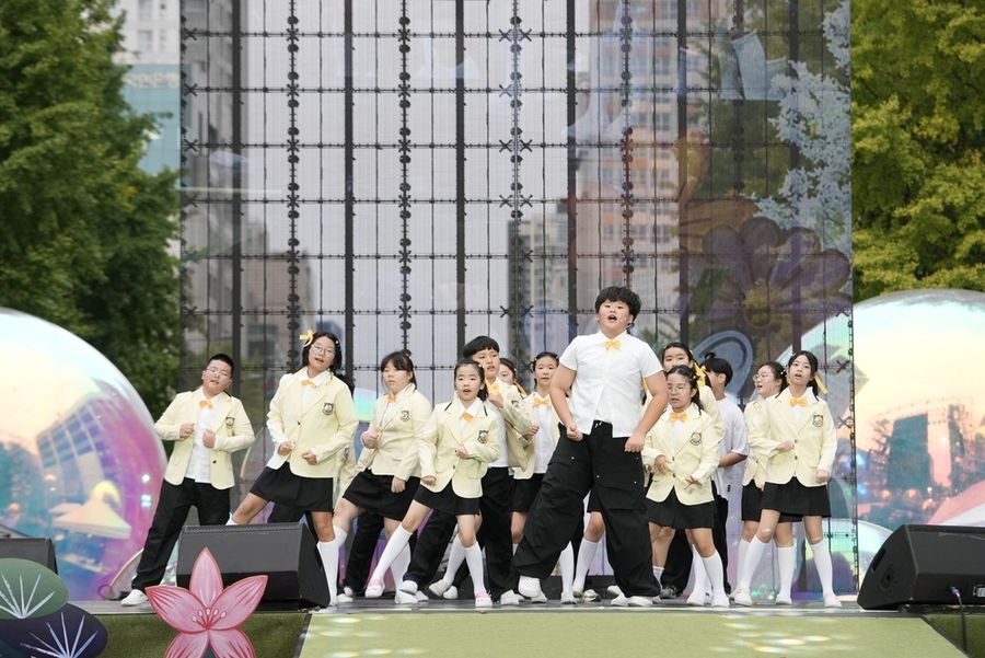 ▲ ‘작은 학교 이야기, 함께 만드는 큰 울림’ 지난 17일 광주중앙초 학생들, 개교 80주년 뮤지컬 만들었다.ⓒ광주시교육청 제공