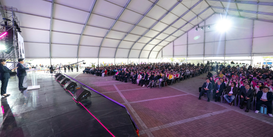 ▲ 19일 오후 제천국제한방천연물산업엑스포 폐막식 장면.ⓒ조직위원회