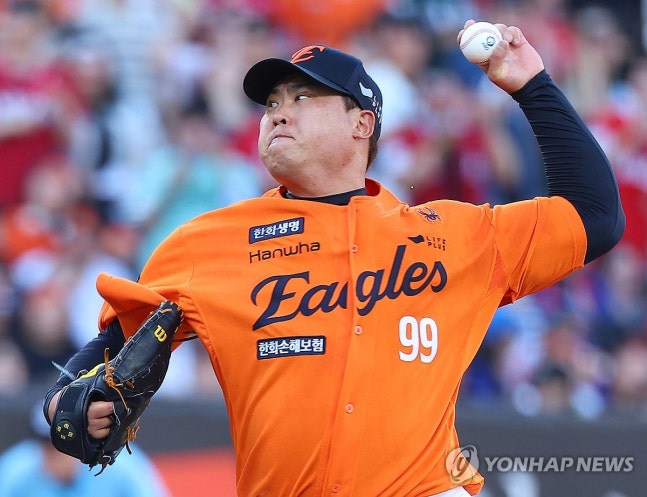▲ 한화의 전설 류현진이 삼성과 PO 3차전 선발로 나선다.ⓒ연합뉴스 제공