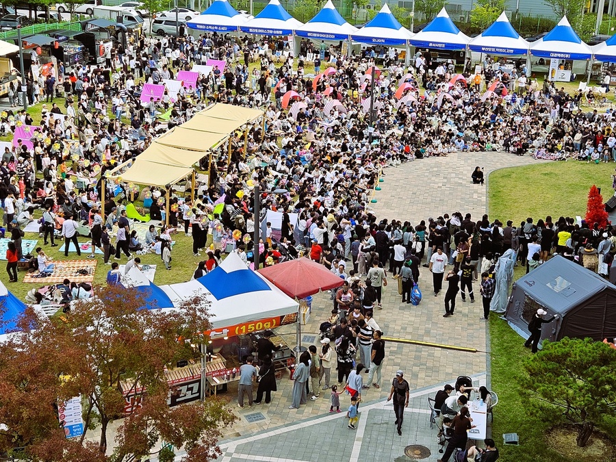 ▲ ‘달성캠프닉페어’행사에는 사전등록자 2만5천여 명에 더해 주말 동안 약 3만 명이 방문해, 총 5만여 명이 행사장을 찾은 것으로 집계됐다.ⓒ달성군