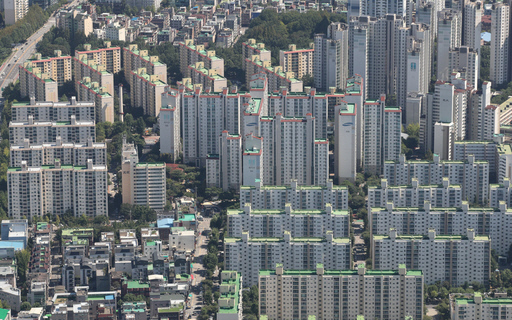 ▲ 서울 롯데월드타워 서울스카이에서 바라본 아파트 단지 전경.ⓒ뉴시스