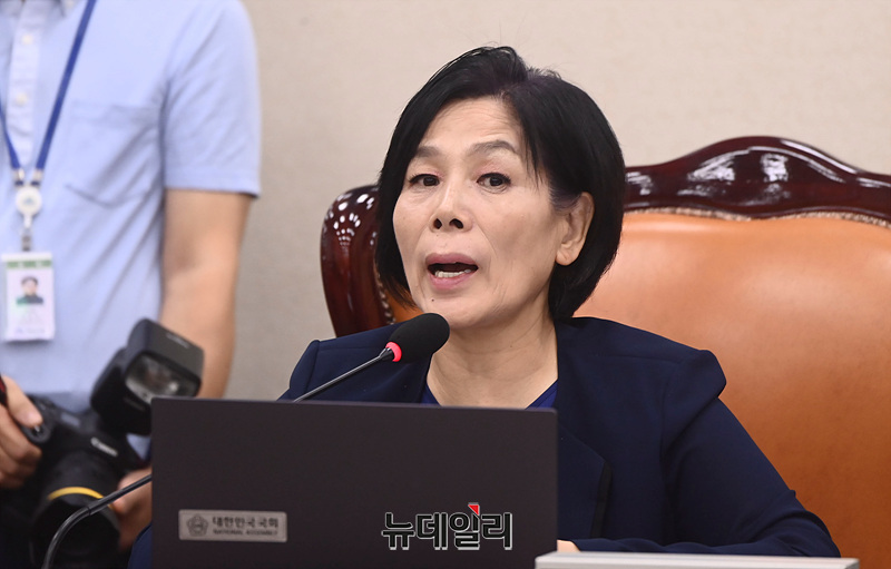 ▲ 더불어민주당 소속 최민희 국회 과학기술정보방송통신위원장. ⓒ서성진 기자