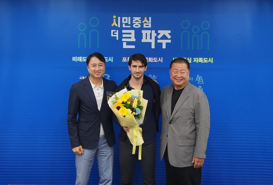 ▲ 파주시민축구단이 리버풀 유스 코치 출신 누스 감독을 초대 감독으로 선임했다.ⓒ파주시민축구단 제공