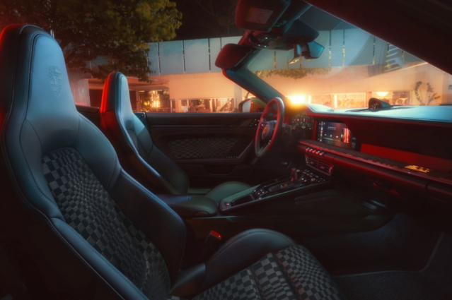 ▲ 포르쉐 신형 911 스피릿 70 실내 모습. ⓒ포르쉐코리아
