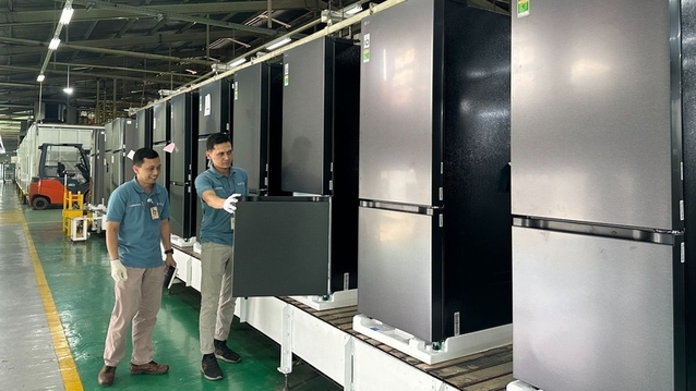 ▲ LG전자 인도네시아 땅끄랑 생산기지에서 냉장고를 생산하고 있다.ⓒLG전자