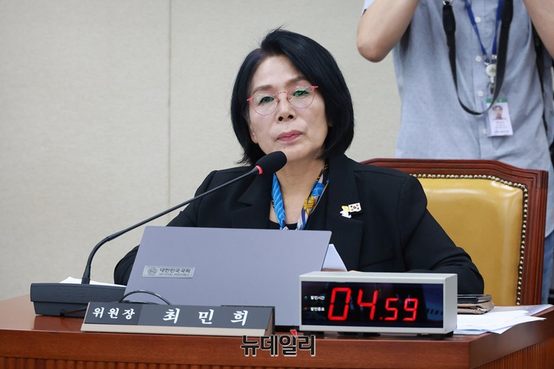 ▲ 더불어민주당 소속 최민희 국회 과학기술정보방송통신위원장. ⓒ이종현 기자