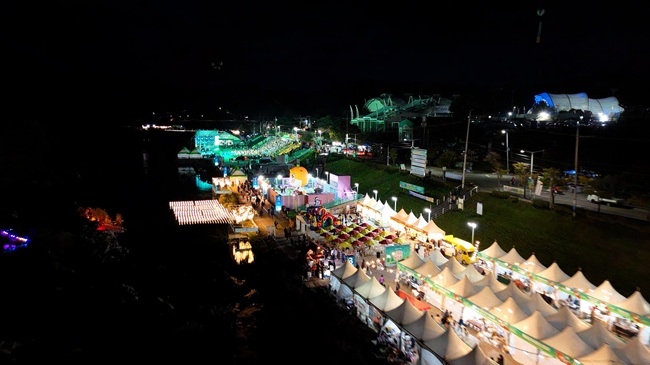 ▲ 대한민국 대표 한우 축제인 '제21회 횡성한우축제'가 횡성군 섬강둔치 일원에서 26일까지 열린다. ⓒ횡성군