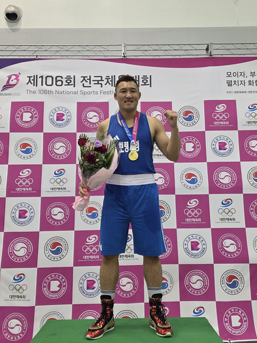 ▲ 보령시청 김동회 선수가 전국체전 복싱 경기에서 15년 연속 금메달을 따냈다. ⓒ충남도