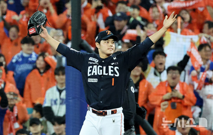 ▲ 삼성과 PO에서 인상적인 활약을 펼친 문동주가 LG와 KS 1차전 선발로 나선다.ⓒ뉴시스 제공