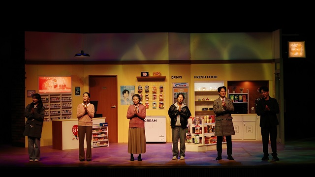 ▲ 포항제철소는 지난 25일 포항 효자아트홀에서 진행된 ‘불편한 편의점’ 연극 공연을 무료로 진행했다.ⓒ포스코